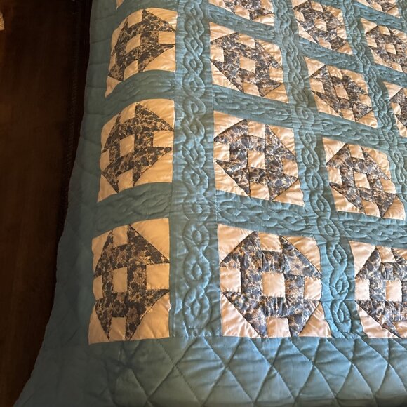 Homemade 8 Point Quilt Aqua Blue Size King Bedspread  97 X 85 Monkey Wrench - Picture 7 of 9